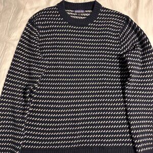Patagonia - Men's Recycled Wool Sweater - Classic Navy - Sz Small